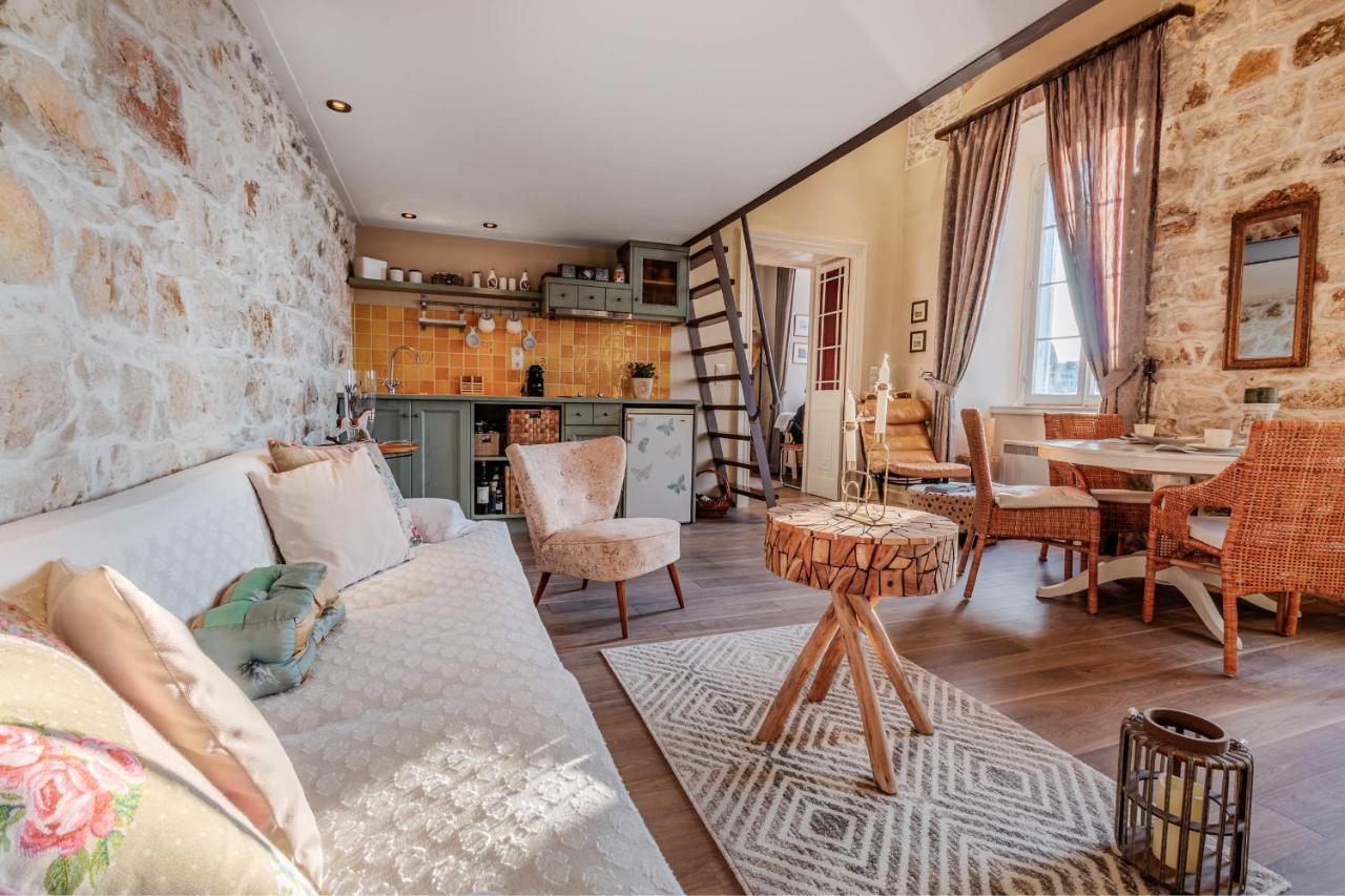 Mouragia Loft - Waterfront Old Corfu Town Lägenhet Exteriör bild