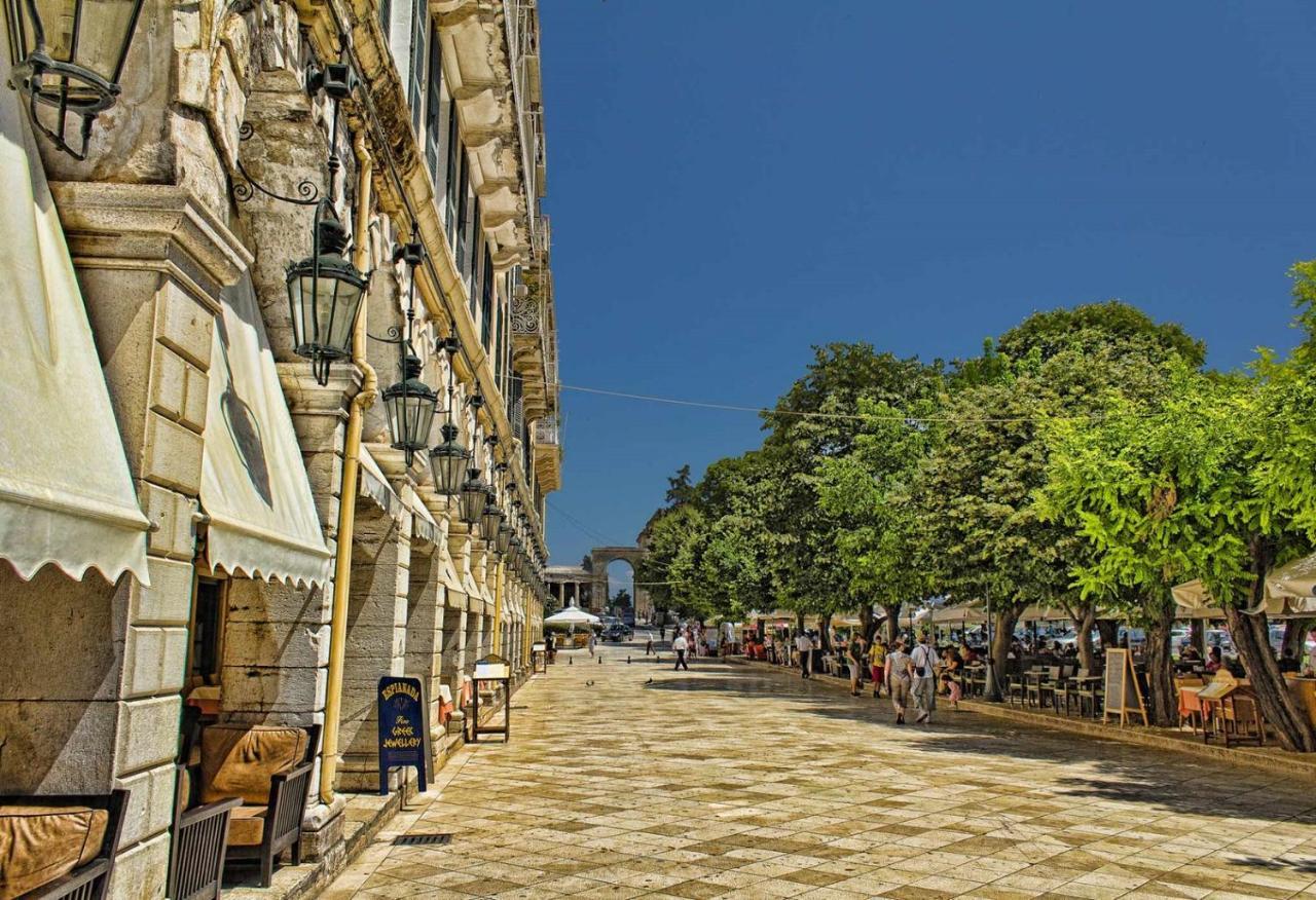 Mouragia Loft - Waterfront Old Corfu Town Lägenhet Exteriör bild